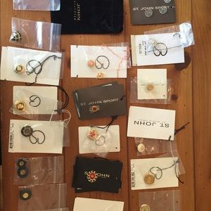 St. John Replacement buttons